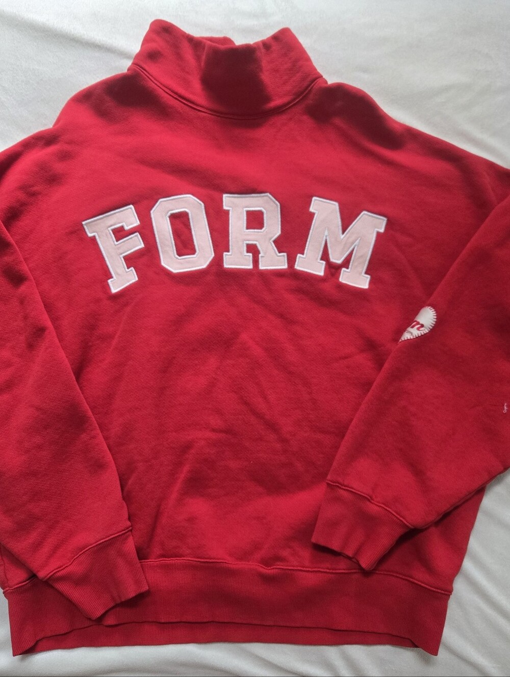 FORM Mock neck Sweatshirt in Red Size Medium